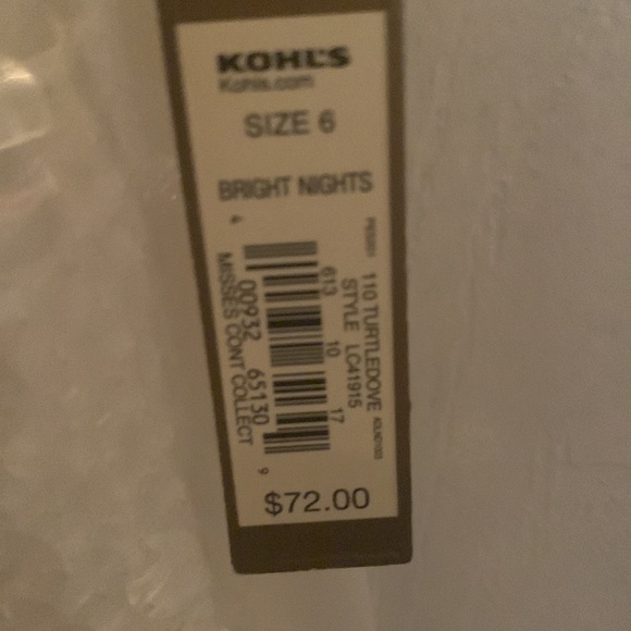 NWT Lauren Conrad white sequin dress, size 6. - Picture 6 of 6